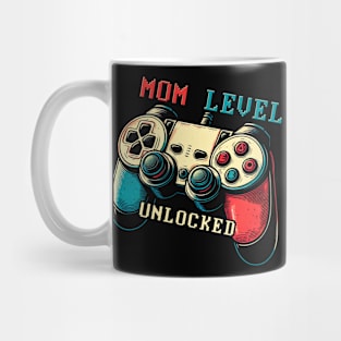 Funny New Mom Level Unlocked Gaming Pregnancy Announcement Mug